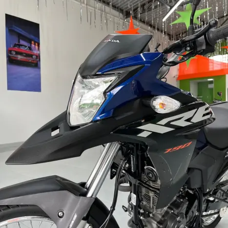 HONDA XRE 190 ABS, Foto 2