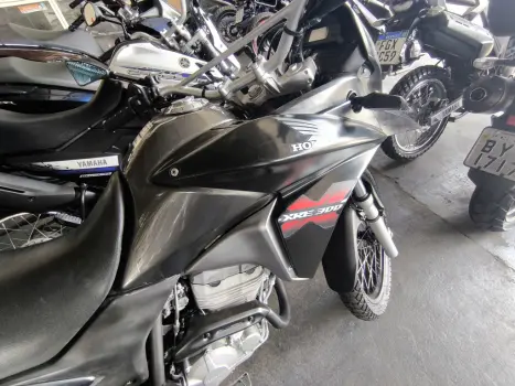 HONDA XRE 300 , Foto 4