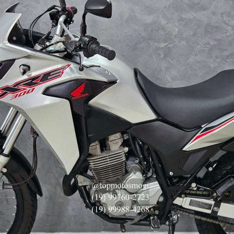 HONDA XRE 300 ABS, Foto 8
