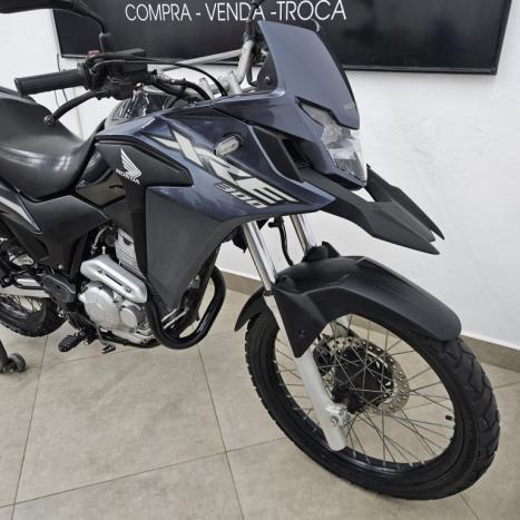 HONDA XRE 300 ABS, Foto 2