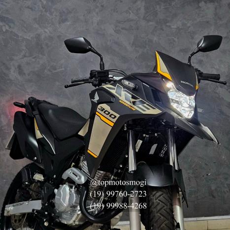 HONDA XRE 300 ADVENTURE, Foto 2