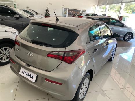 HYUNDAI HB 20 Hatch 1.0 12V 4P FLEX UNIQUE, Foto 4