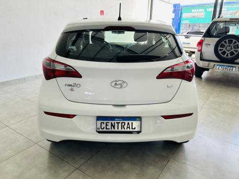 HYUNDAI HB 20 Hatch 1.6 16V 4P FLEX COMFORT PLUS, Foto 8