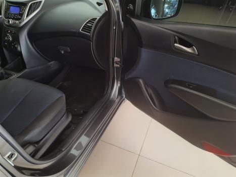 HYUNDAI HB 20 Hatch 1.6 16V 4P FLEX COMFORT PLUS, Foto 12
