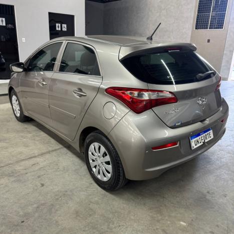 HYUNDAI HB 20 Hatch 1.0 12V 4P FLEX COMFORT, Foto 4