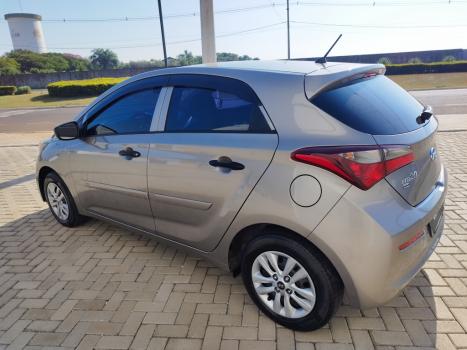 HYUNDAI HB 20 Hatch 1.0 12V 4P FLEX UNIQUE, Foto 4