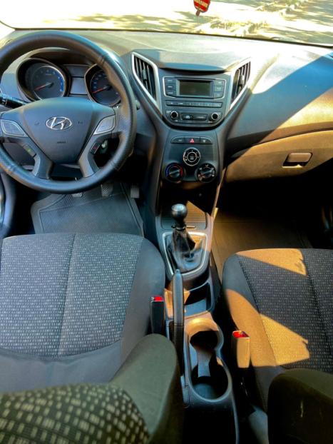 HYUNDAI HB 20 Hatch 1.0 12V 4P FLEX UNIQUE, Foto 2