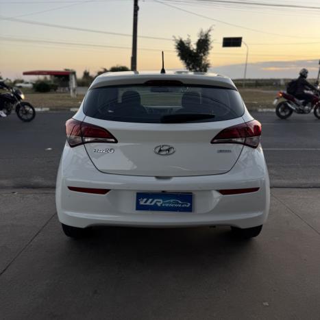 HYUNDAI HB 20 Hatch 1.6 16V 4P FLEX COMFORT PLUS AUTOMTICO, Foto 2