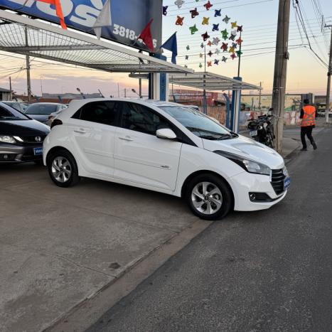 HYUNDAI HB 20 Hatch 1.6 16V 4P FLEX COMFORT PLUS AUTOMTICO, Foto 8