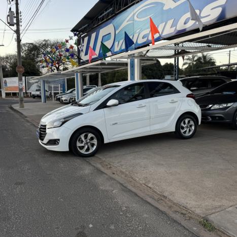 HYUNDAI HB 20 Hatch 1.6 16V 4P FLEX COMFORT PLUS AUTOMTICO, Foto 9