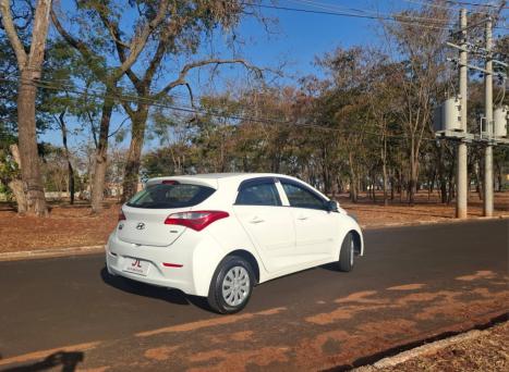 HYUNDAI HB 20 Hatch 1.0 12V 4P FLEX COMFORT, Foto 4