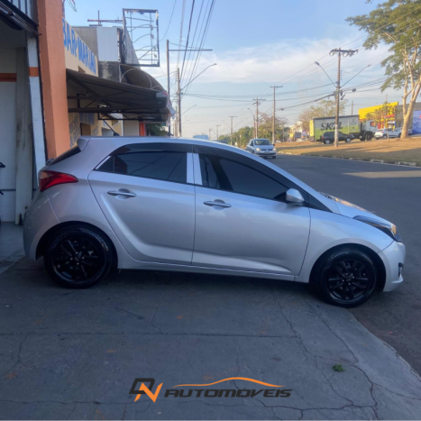 HYUNDAI HB 20 Hatch 1.0 12V 4P FLEX UNIQUE, Foto 6