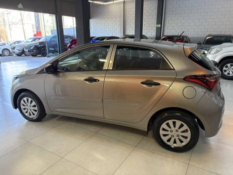 HYUNDAI HB 20 Hatch 1.0 12V 4P FLEX UNIQUE, Foto 6