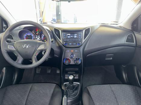 HYUNDAI HB 20 Hatch 1.0 12V 4P FLEX UNIQUE, Foto 12