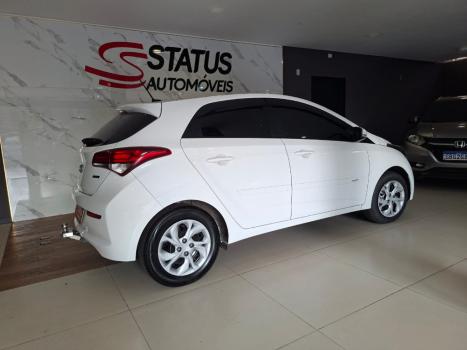 HYUNDAI HB 20 Hatch 1.6 16V 4P FLEX COMFORT PLUS AUTOMTICO, Foto 2