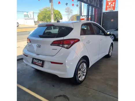 HYUNDAI HB 20 Hatch 1.6 16V 4P FLEX COMFORT PLUS AUTOMTICO, Foto 5