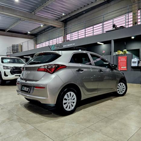 HYUNDAI HB 20 Hatch 1.0 12V 4P FLEX UNIQUE, Foto 4