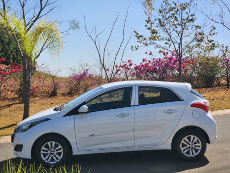 HYUNDAI HB 20 Hatch 1.0 12V 4P FLEX COMFORT PLUS, Foto 4