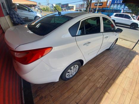 HYUNDAI HB 20 Sedan 1.6 16V 4P FLEX COMFORT PLUS, Foto 4