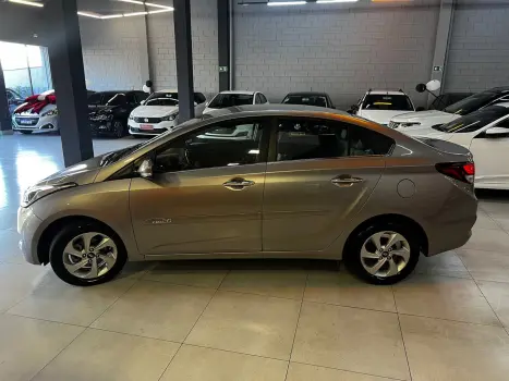 HYUNDAI HB 20 Sedan 1.6 16V 4P FLEX PREMIUM AUTOMTICO, Foto 13