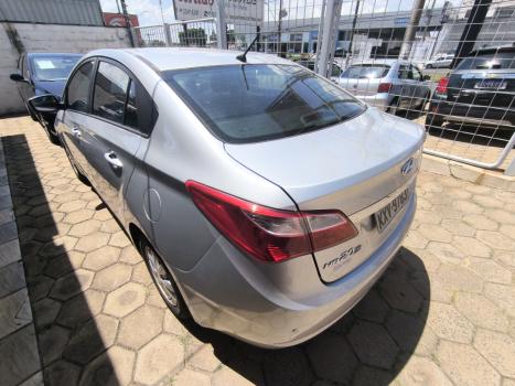 HYUNDAI HB 20 Sedan 1.6 16V 4P FLEX COMFORT PLUS, Foto 4