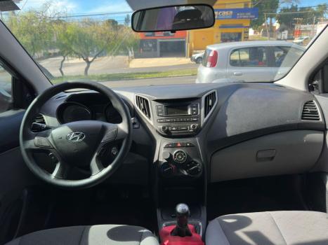 HYUNDAI HB 20 Sedan 1.0 12V 4P FLEX UNIQUE, Foto 4