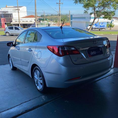 HYUNDAI HB 20 Sedan 1.6 16V 4P FLEX PREMIUM AUTOMTICO, Foto 4