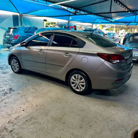 HYUNDAI HB 20 Sedan 1.6 16V 4P FLEX COMFORT PLUS AUTOMTICO, Foto 4