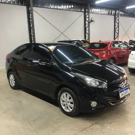 HYUNDAI HB 20 Sedan 1.6 16V 4P FLEX COMFORT PLUS AUTOMTICO, Foto 3
