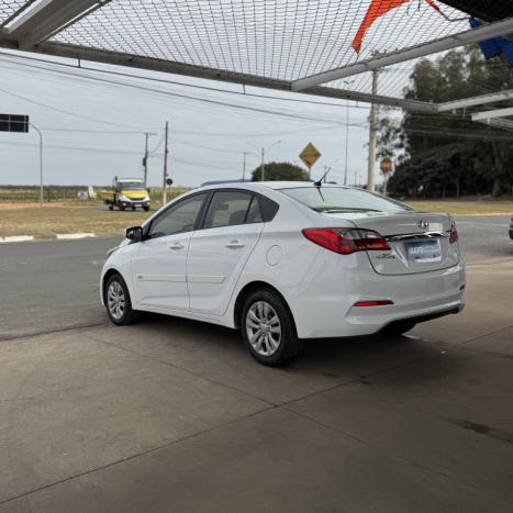 HYUNDAI HB 20 Sedan 1.6 16V 4P FLEX COMFORT AUTOMTICO, Foto 3