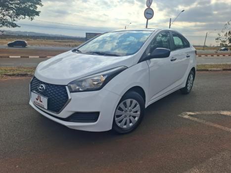 HYUNDAI HB 20 Sedan 1.0 12V 4P FLEX COMFORT PLUS, Foto 2