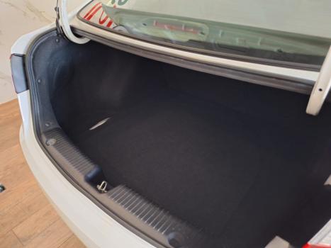 HYUNDAI HB 20 Sedan 1.6 16V 4P FLEX PREMIUM, Foto 4