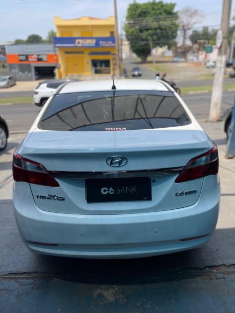 HYUNDAI HB 20 Sedan 1.6 16V 4P FLEX COMFORT PLUS, Foto 4
