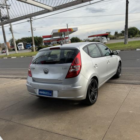 HYUNDAI I30 2.0 16V 4P GLS, Foto 4