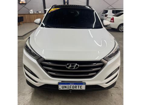 HYUNDAI Tucson , Foto 2