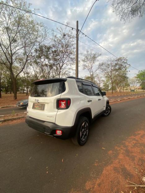 JEEP Renegade 2.0 16V 4P TURBO DIESEL SPORT 4X4 AUTOMTICO, Foto 4