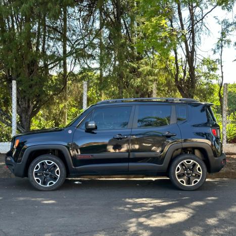 JEEP Renegade 2.0 16V 4P TURBO DIESEL TRAILHAWK 4X4 AUTOMTICO, Foto 2