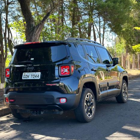 JEEP Renegade 2.0 16V 4P TURBO DIESEL TRAILHAWK 4X4 AUTOMTICO, Foto 4