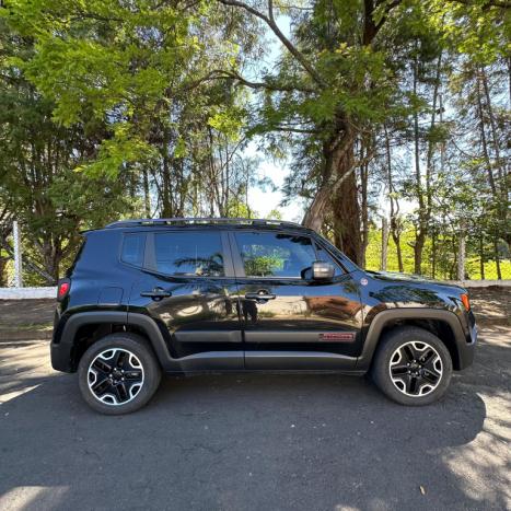 JEEP Renegade 2.0 16V 4P TURBO DIESEL TRAILHAWK 4X4 AUTOMTICO, Foto 5