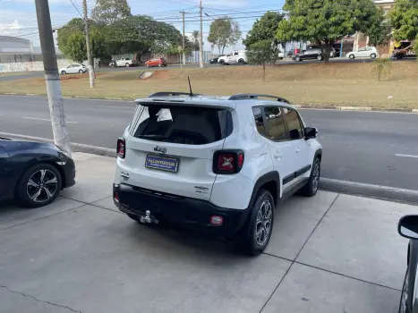 JEEP Renegade 2.0 16V 4P TURBO DIESEL LONGITUDE 4X4 AUTOMTICO, Foto 5
