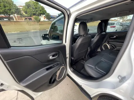 JEEP Renegade 2.0 16V 4P TURBO DIESEL LONGITUDE 4X4 AUTOMTICO, Foto 16