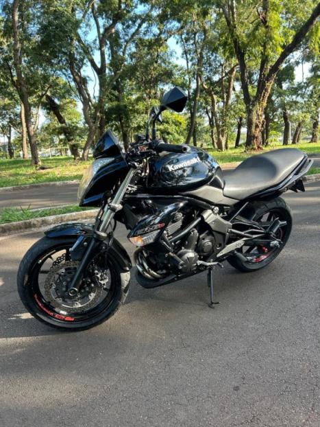 KAWASAKI ER-6N 650 ABS, Foto 3