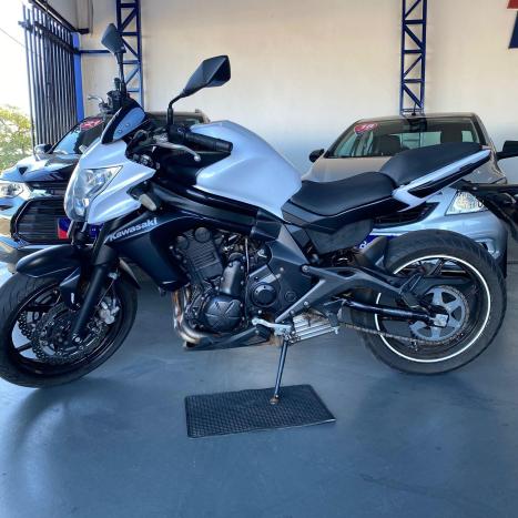 KAWASAKI ER-6N 650 ABS, Foto 6