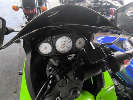 KAWASAKI Ninja 250 R, Foto 3