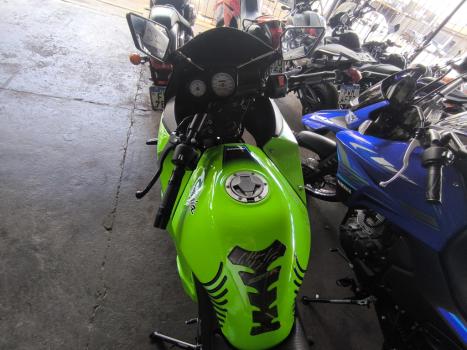 KAWASAKI Ninja 250 R, Foto 4