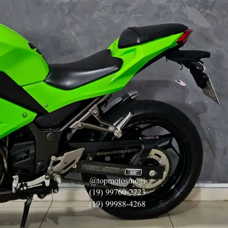 KAWASAKI Ninja 300 , Foto 8