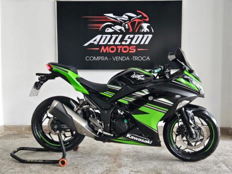 KAWASAKI Ninja 300 ABS, Foto 1