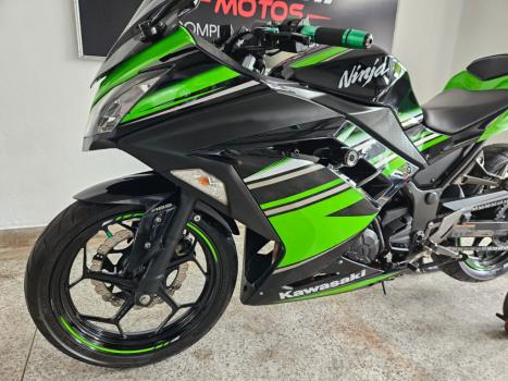 KAWASAKI Ninja 300 ABS, Foto 3