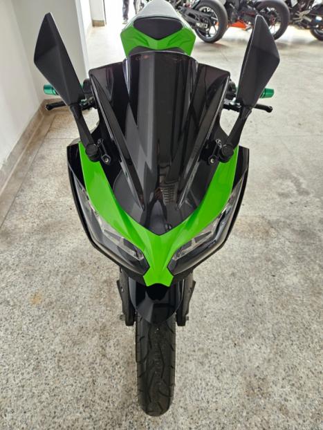 KAWASAKI Ninja 300 ABS, Foto 7