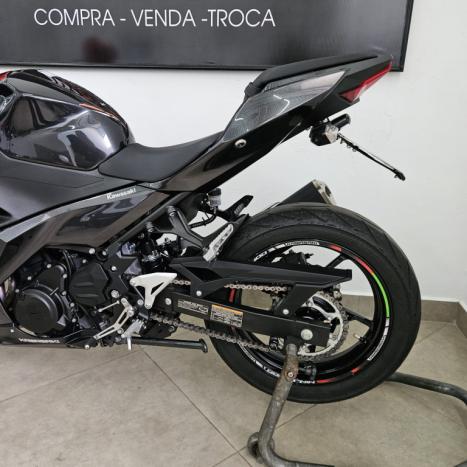 KAWASAKI Ninja 400 , Foto 5